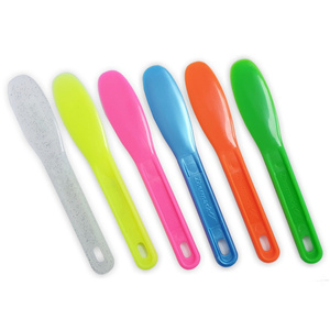 Charmine Rose Spatula for Algae Mask and Cream Application 1pc