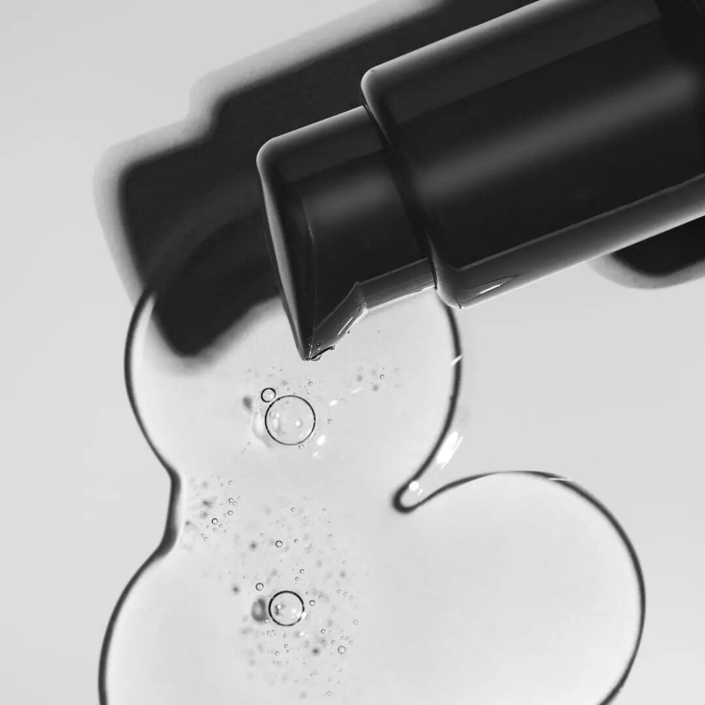 BasicLab Stimulating Acid Peeling with 8% Glycolic Acid 4% Lactobionic Acid Tripeptide Firming and Smoothing 30ml