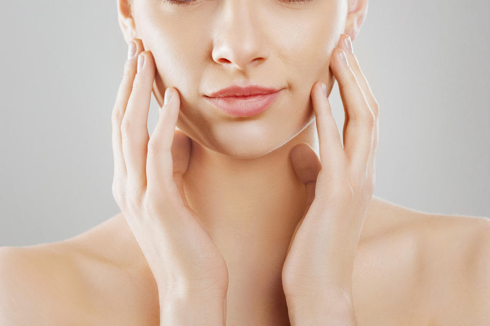 Farmona Herbal Care Nawilżająca Maseczka Betaina z Aloesem dla Skóry Suchej i Normalnej 7g