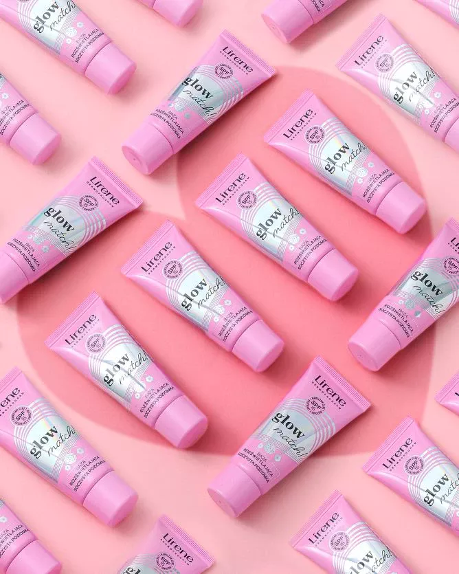 Lirene Glow Match! Illuminating Base SPF15 Juicy Strawberry 30ml