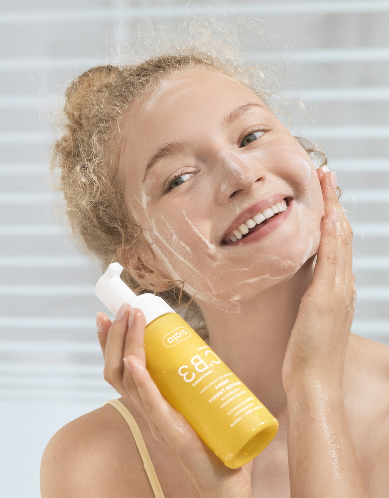 Ziaja Vitamin C.B3 Niacinamide Foam Face Wash 150ml