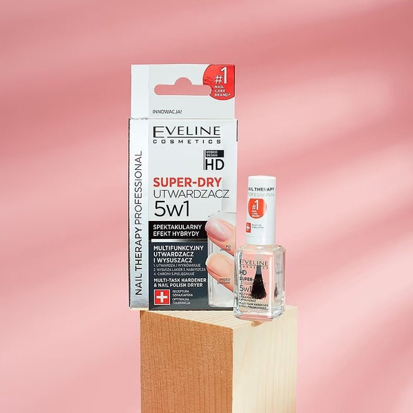 Eveline Nail Therapy Super Dry 5w1 Multifunkcyjny Utwardzacz i Wysuszacz do Paznokci 12ml