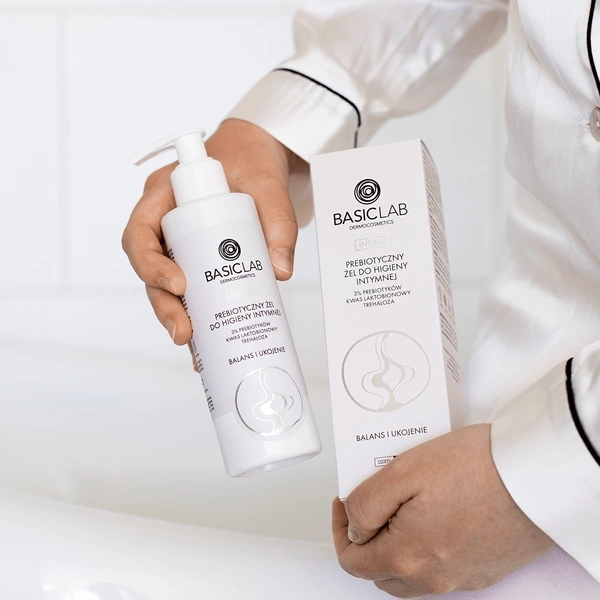 BasicLab Dermocosmetics Prebiotic Intimate Hygiene Gel 3% Prebiotics 300ml