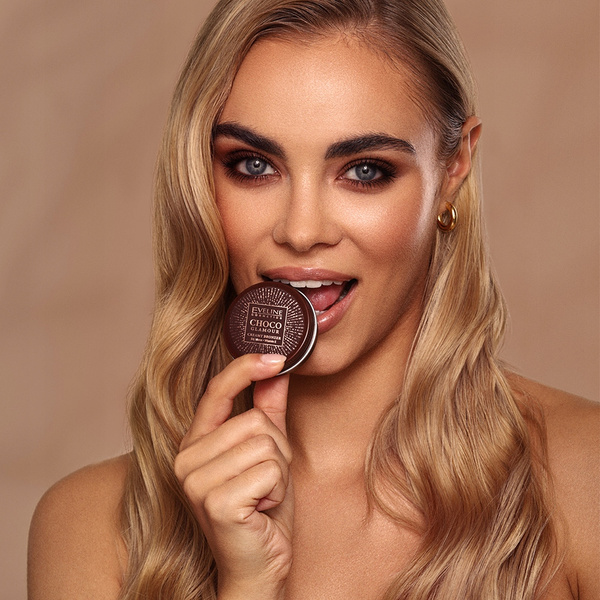 Eveline Choco Glamour Bronzer in Cream No. 01 Squalane Vitamin E 20g
