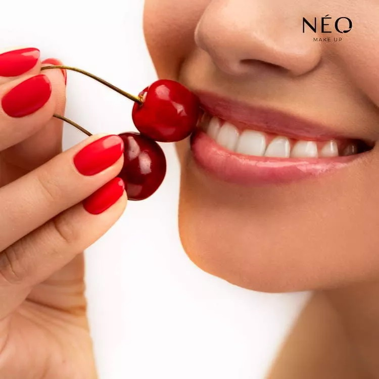 Neo Makeup Intense Serum Moisturizing Nourishing Lip Oil No. 05 Cherry 5ml