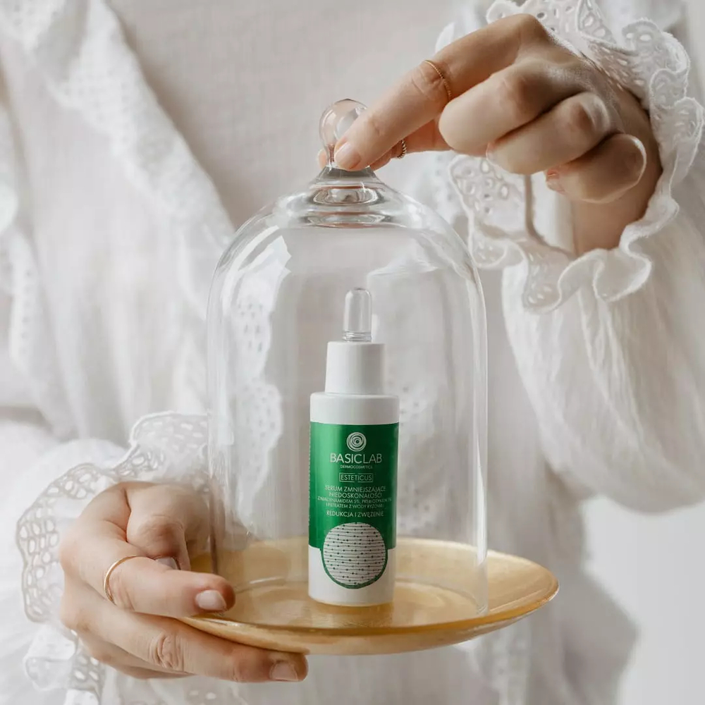 BasicLab Serum Z Niacynamidem 5% - Zwężenie Porów i Przeciwstarzeniowe Działanie na Dzień i Noc 30 ml