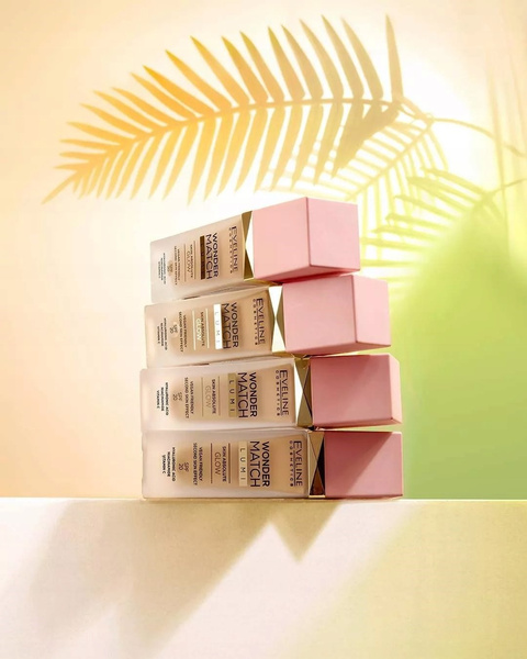 Eveline Wonder Match Lumi Rozświwtlający Podkład SPF20 Nr 25 Sand Beige 30ml