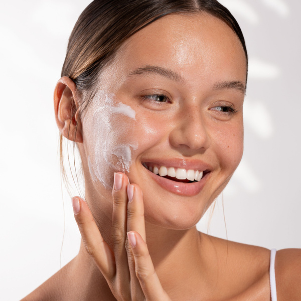 Bielenda Glaze & Glow Nawilżająco - Rozświetlający Krem Glazed Skin Effect dla Skóry Suchej i Pozbawionej Blasku 50ml