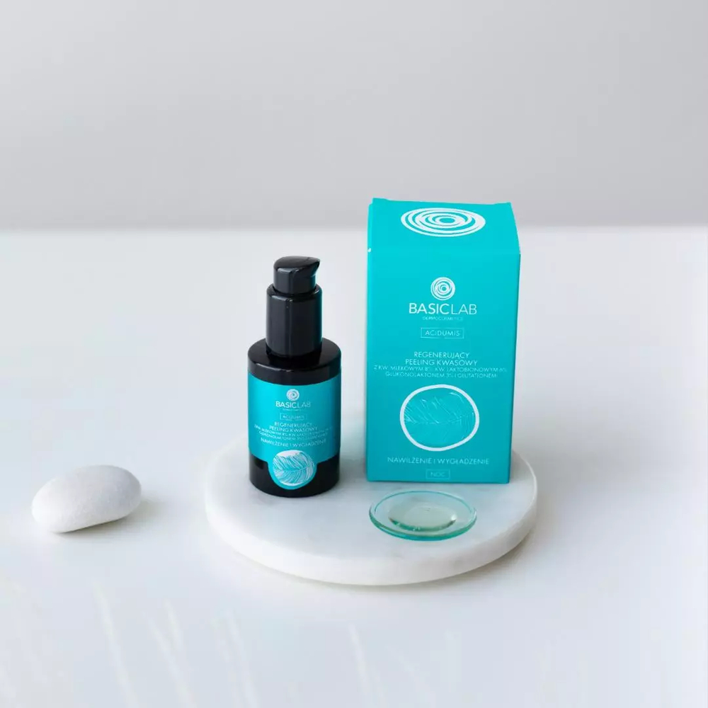BasicLab Zaawansowany Regenerujący Peeling Kwasowy z 8% Kwasem Mlekowym, 6% Kwasem Laktobionowym i 3% Glukonolaktonem - Przeciwstarzeniowe Nawilżanie, 30 ml