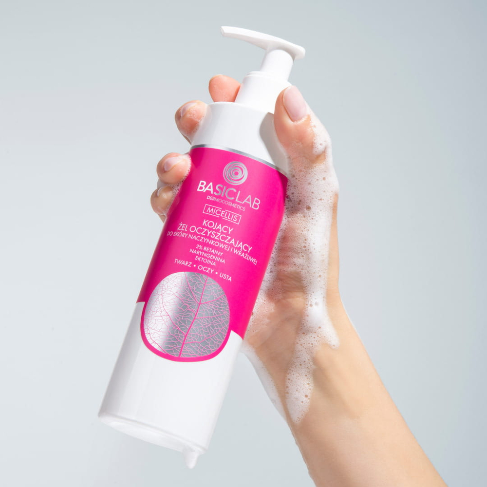BasicLab Kojący Żel Oczyszczający dla Wrażliwej i Naczynkowej skóry  300 ml