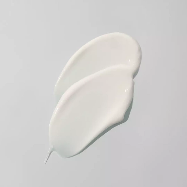 BasicLab Dermocosmetics Protecticus Lekka Emulsja Ochronna do Ciała SPF 50 300ml