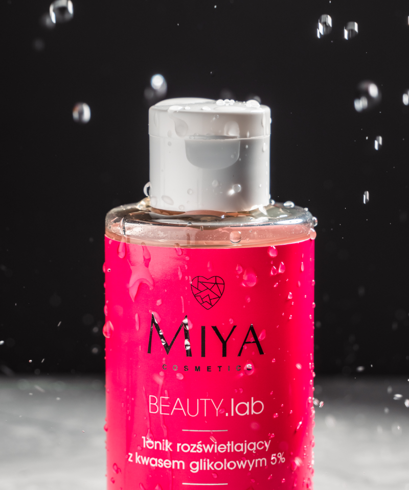 Miya BeautyLab Tonik Rozświetlający z Kwasem Glikolowym
