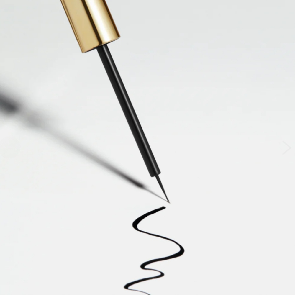 Eveline Precise Slim Ultra-Precise Eye Liner Long-Lasting Effect 48H Vinyl Black 2ml