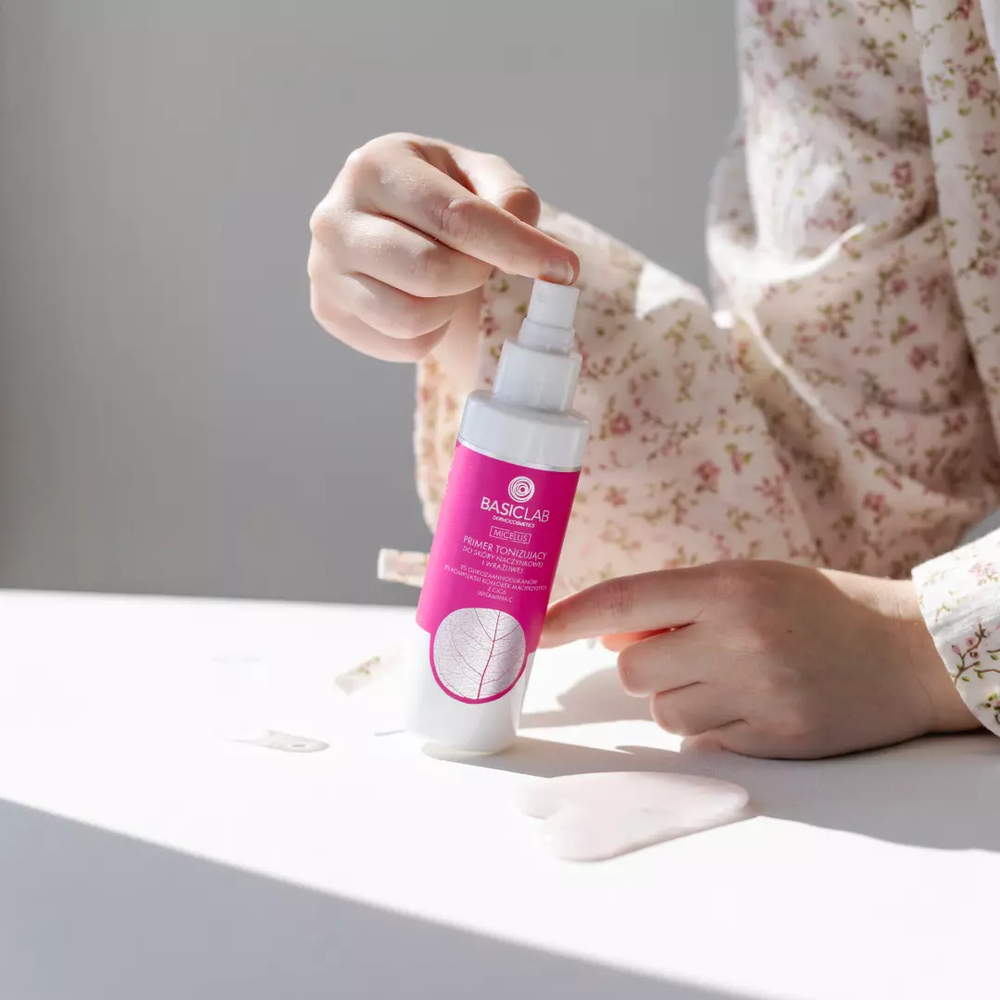 BasicLab Micellis Primer Tonizujący z 3% Glikozaminoglikanów i 2% Kompleksem Komórek Macierzystych  Najlepszy Wegański Primer dla Skóry Naczynkowej 150 ml