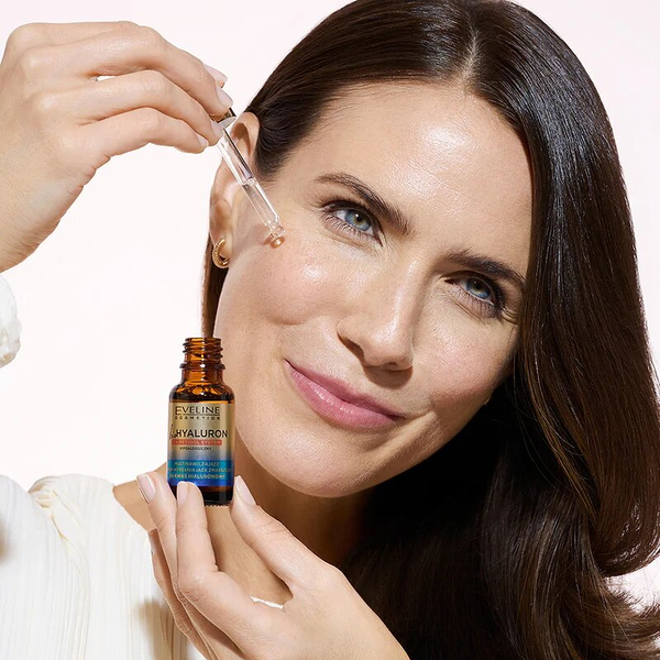 Eveline BioHyaluron 3x Retinol System Multinawilżające Serum Wypełniające Zmarszczki 18ml