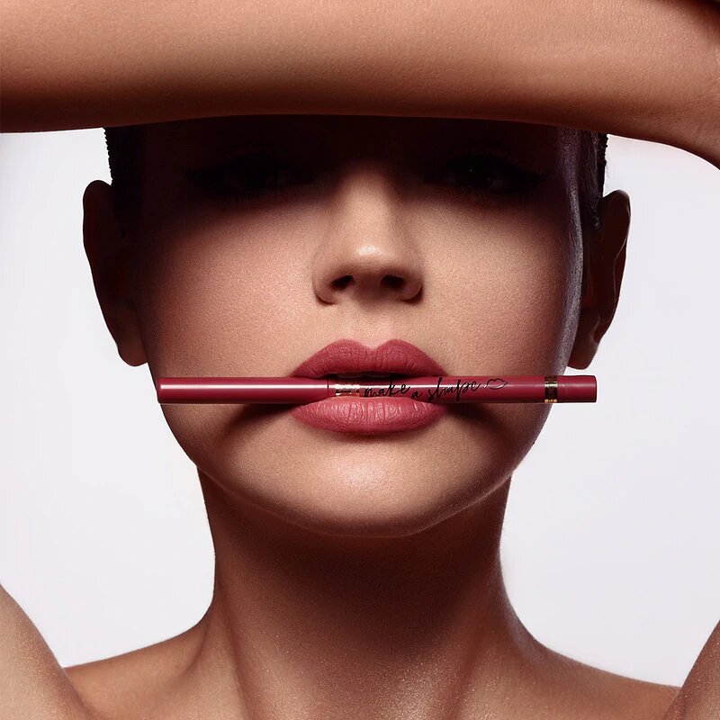 Eveline Automatic Lip Liner Make a Shape Konturówka do Ust z Długotrwałą Formułą 03 Rosewood 1 Sztuka